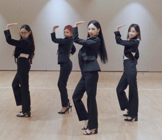 Seems Like Aespa Dresses Like This Inside SM Aespa dances in suits